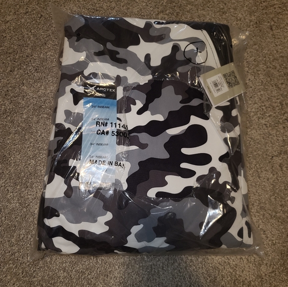 New Mens Insulated Adjustable Jumpsuit Overalls - Picture 2 of 2